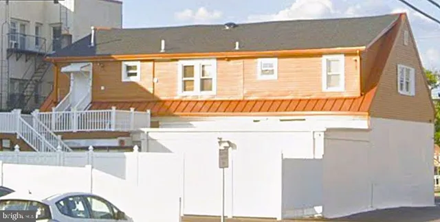 $1,800 | 210 White Horse Pike, Oaklyn, NJ 08107