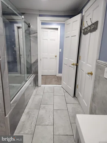 $1,800 | 210 White Horse Pike, Oaklyn, NJ 08107