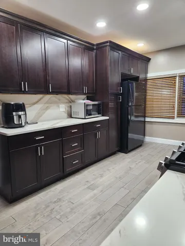 $1,800 | 210 White Horse Pike, Oaklyn, NJ 08107