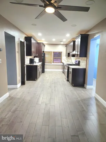 $1,800 | 210 White Horse Pike, Oaklyn, NJ 08107