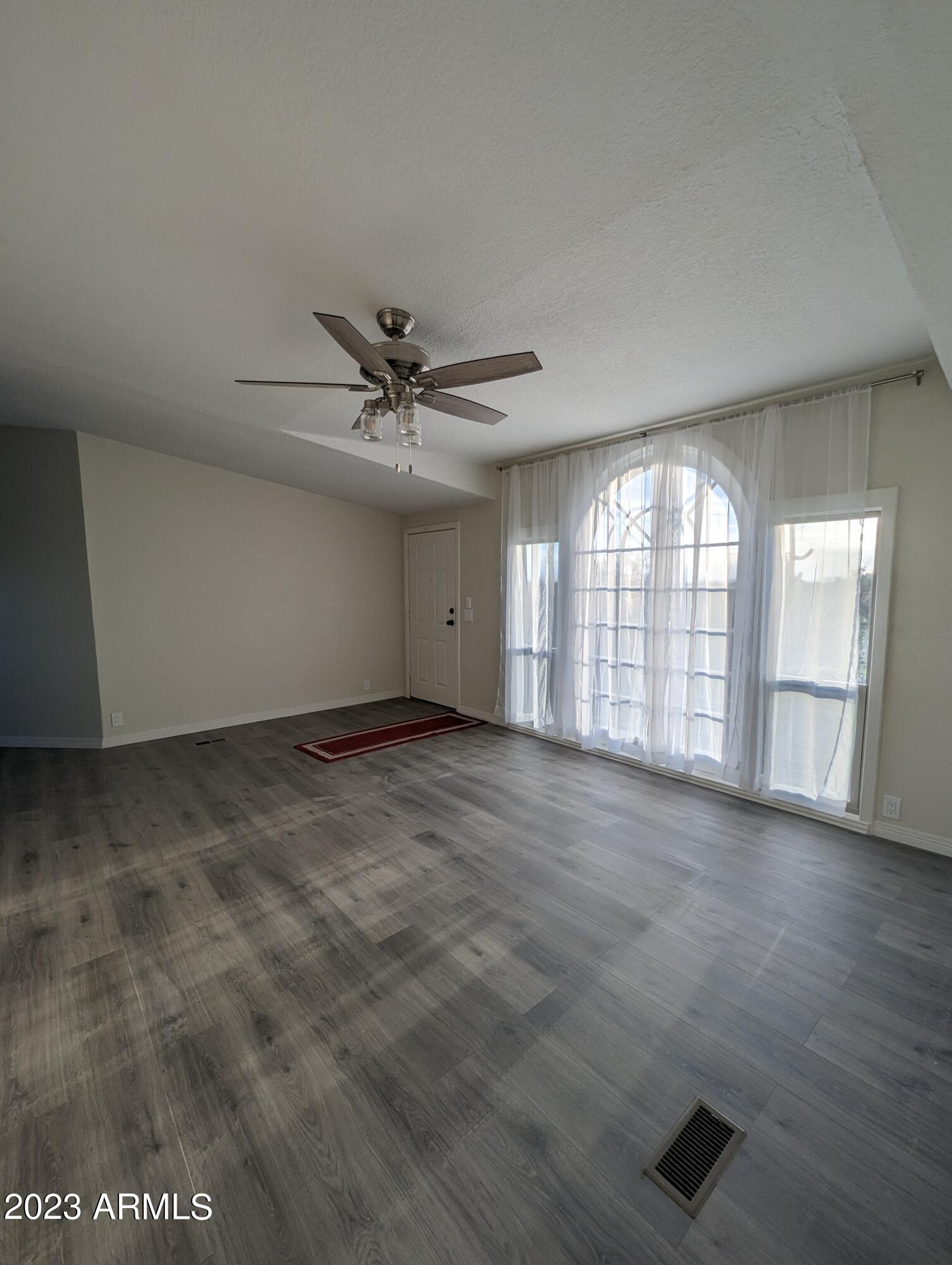22455 East Royd Road Florence, AZ 85132 - Photo 5 of 26 PXL_20230314_010413983