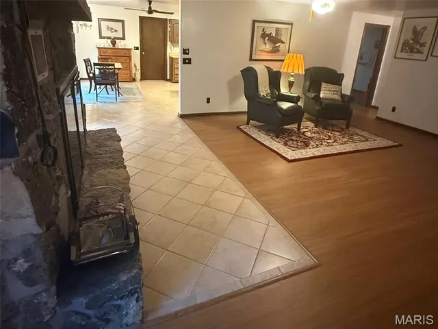 $650,000 | 111 Hwy Bb, Iberia, MO 65486