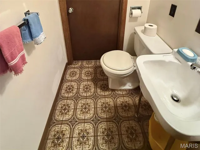 $650,000 | 111 Hwy Bb, Iberia, MO 65486