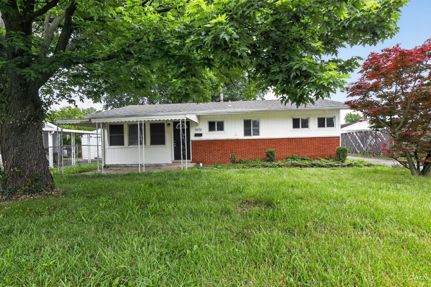 9570 Pippin Road Cincinnati, OH 45231 - Photo 1 of 30