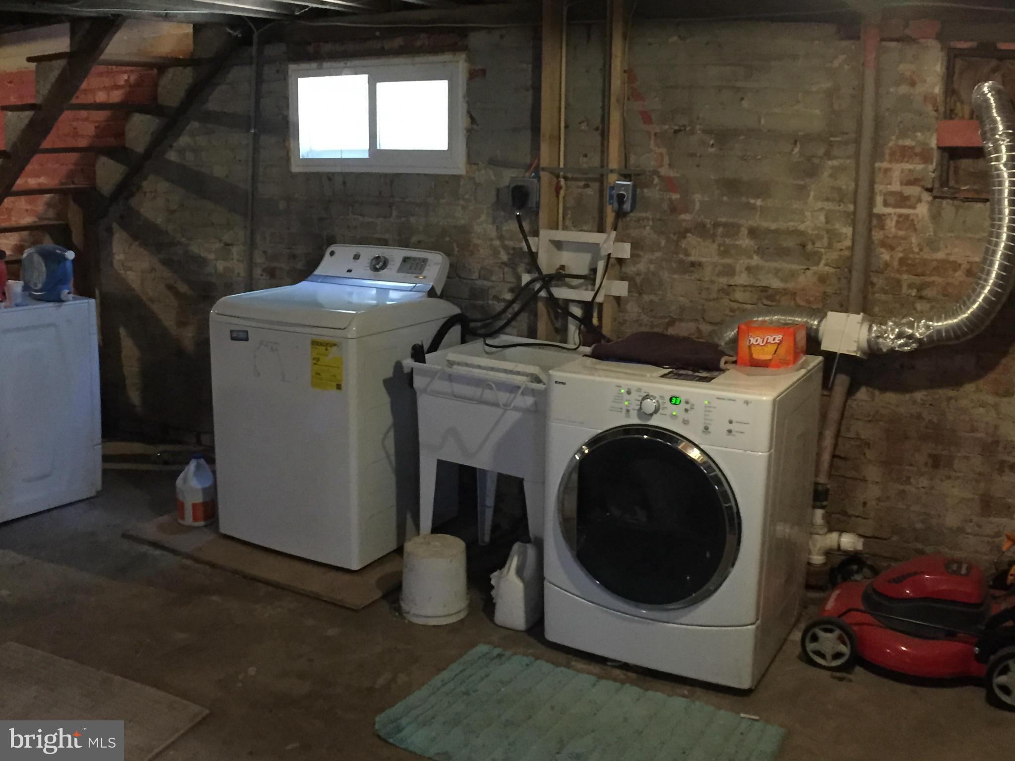 1419 Decatur Street Northwest Washington, DC 20011 - Photo 25 of 29 Washer and Dryer