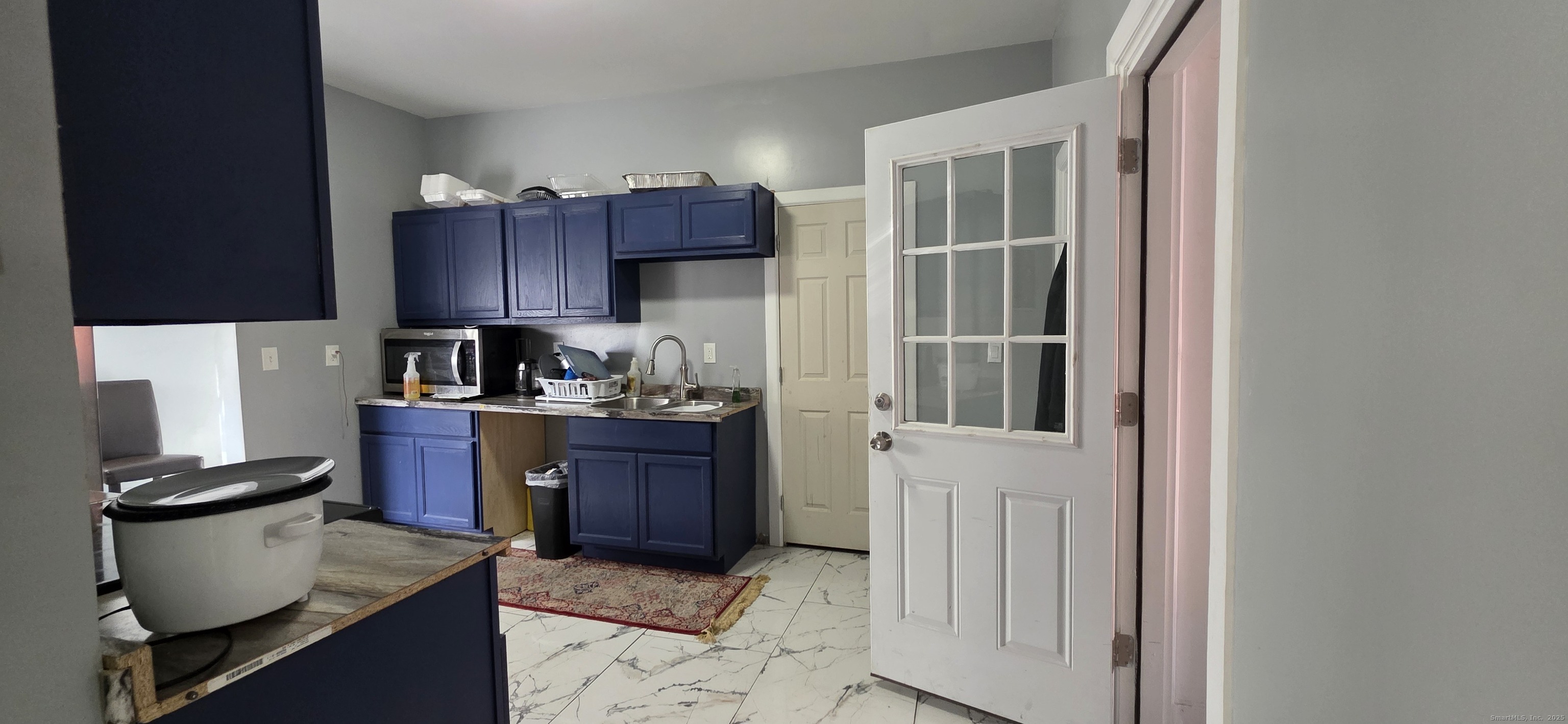 47 Williams Street Hartford, CT 06120 - Photo 9 of 18