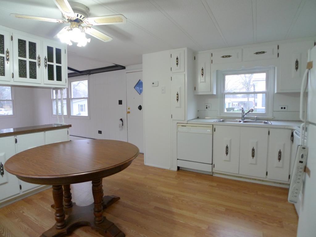 1 Parklane Road Hampstead, NH 03841 - Photo 3 of 15