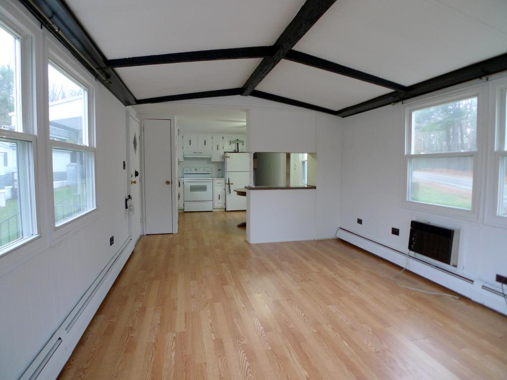 1 Parklane Road Hampstead, NH 03841 - Photo 4 of 15