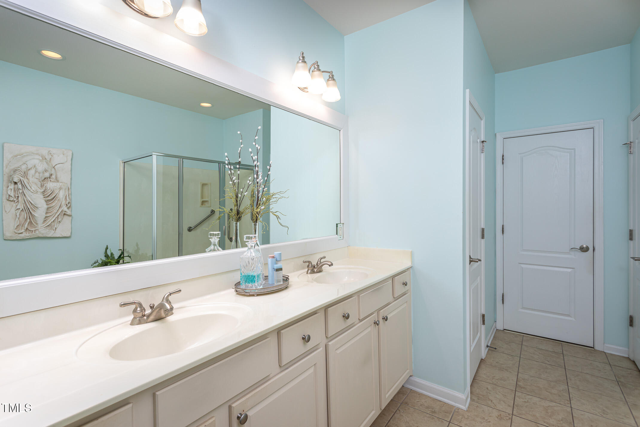 4606 Manassa Pope Lane Raleigh, NC 27612 - Photo 23 of 39 farhad-4606-manassa-pope-19