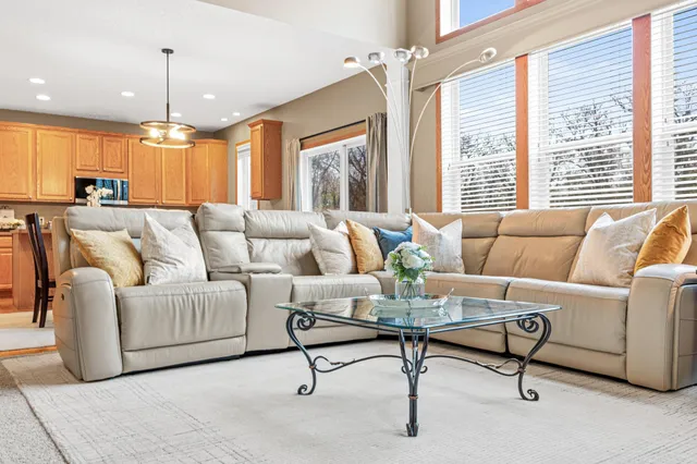 $685,000 | 6995 Timber Ridge Drive South, Cottage Grove, MN 55016