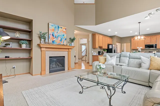 $685,000 | 6995 Timber Ridge Drive South, Cottage Grove, MN 55016