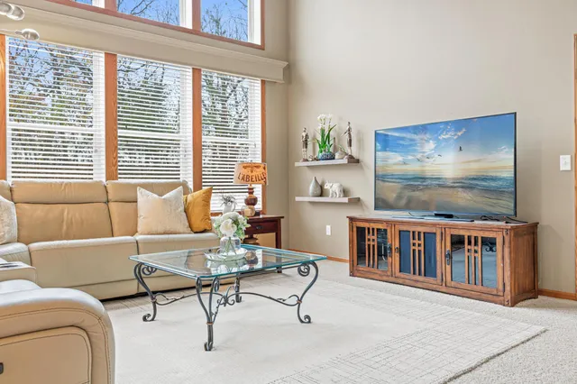 $685,000 | 6995 Timber Ridge Drive South, Cottage Grove, MN 55016