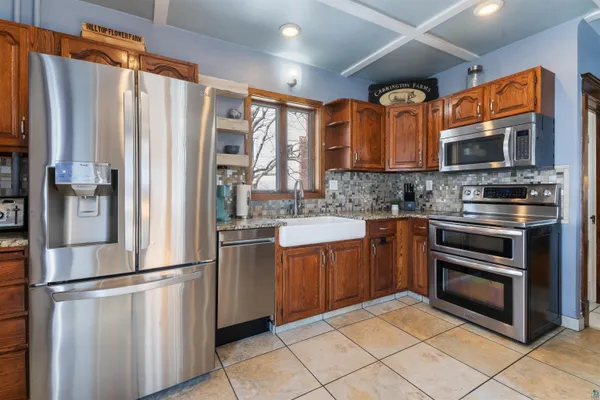 $359,900 | 815 Grandview Avenue, Duluth, MN 55812