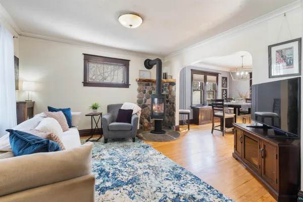 $359,900 | 815 Grandview Avenue, Duluth, MN 55812