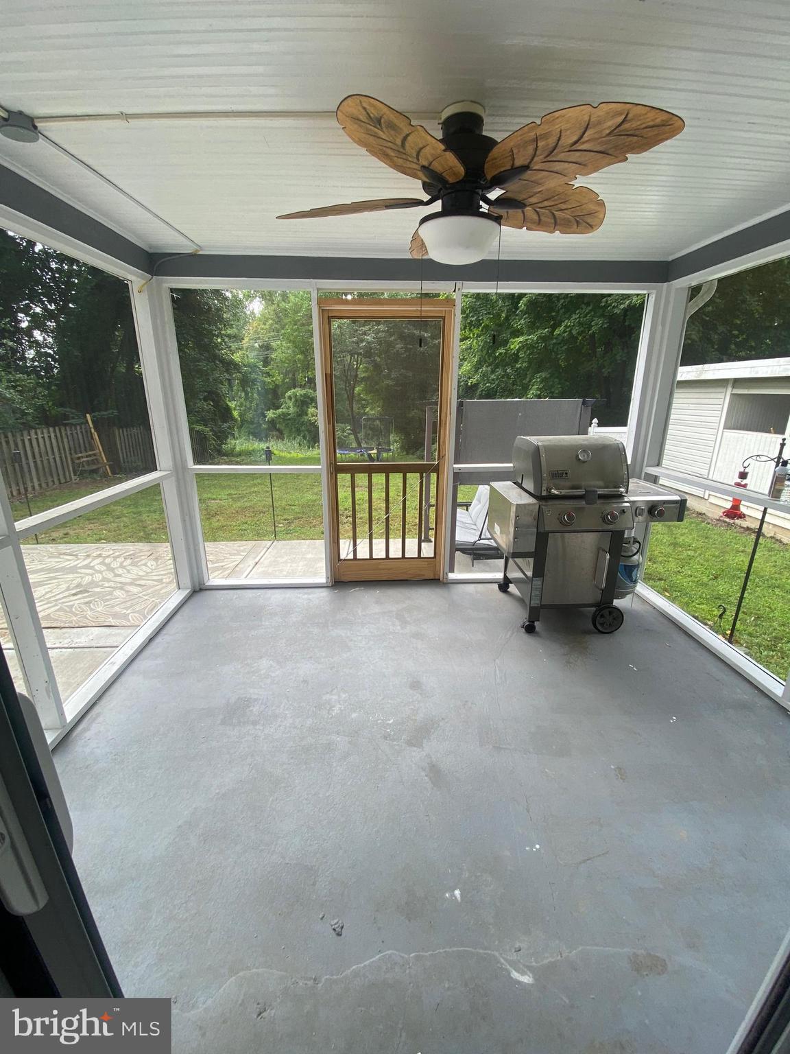 46 Elm Terrace Dover, DE 19901 - Photo 33 of 37