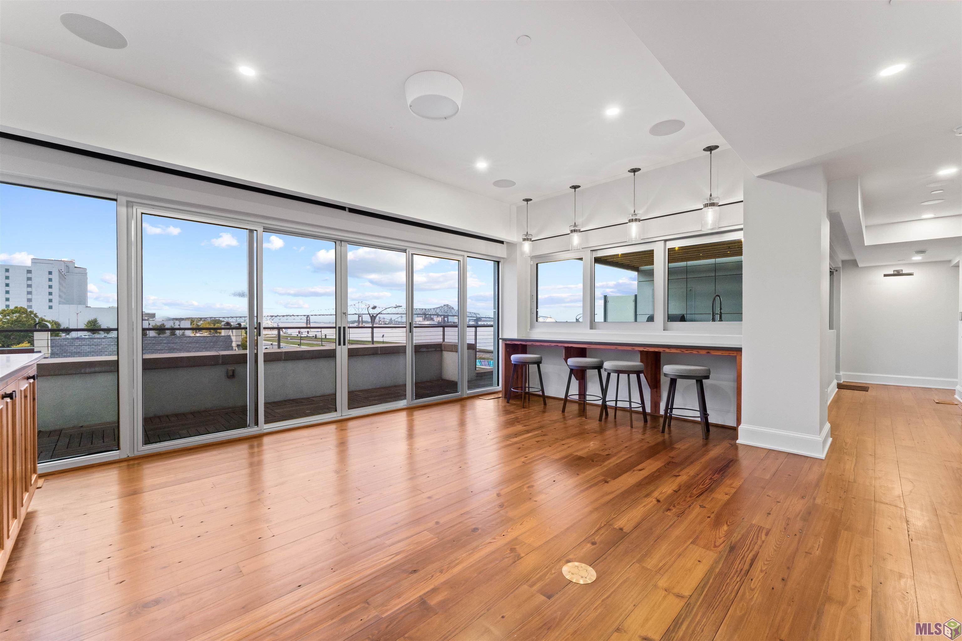 131 Main Street Baton Rouge, LA 70802 - Photo 5 of 43 4th floor media room