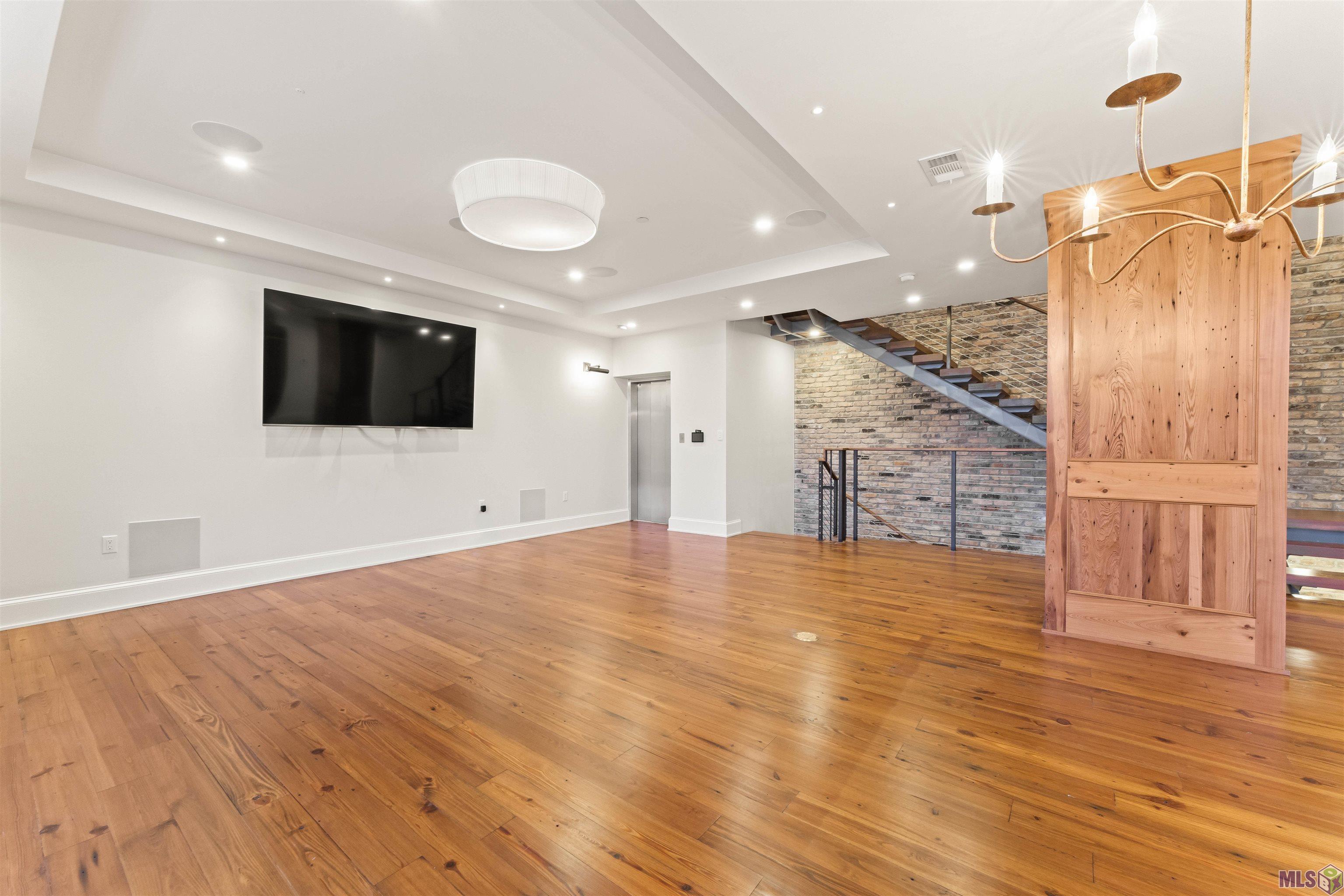 131 Main Street Baton Rouge, LA 70802 - Photo 9 of 43 livng