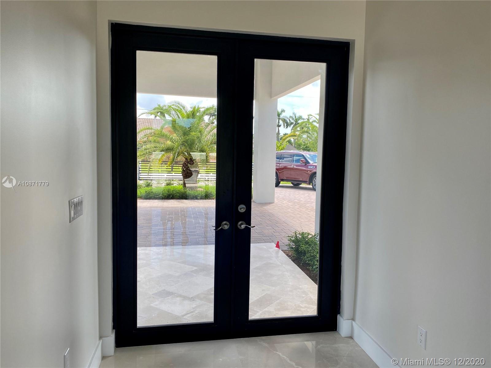 320 Southwest 125th Avenue Miami, FL 33184 - Photo 5 of 20