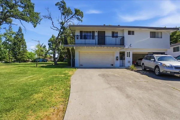 $157,500 | 4766 Greenholme Drive, Unit 4, Sacramento, CA 95842