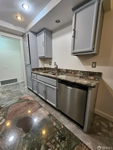 $2,600 | 8763 Mountain Boulevard, Unit 14, Oakland, CA 94605