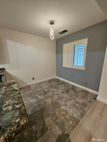 $2,600 | 8763 Mountain Boulevard, Unit 14, Oakland, CA 94605