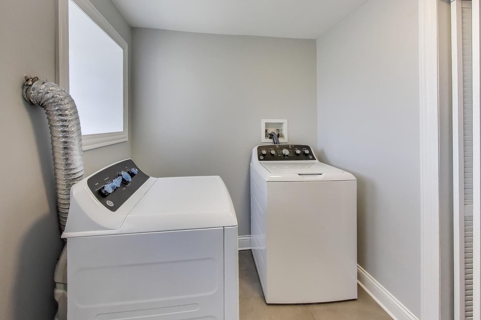 313 East 60th Street, Unit 1 Chicago, IL 60637 - Photo 42 of 49