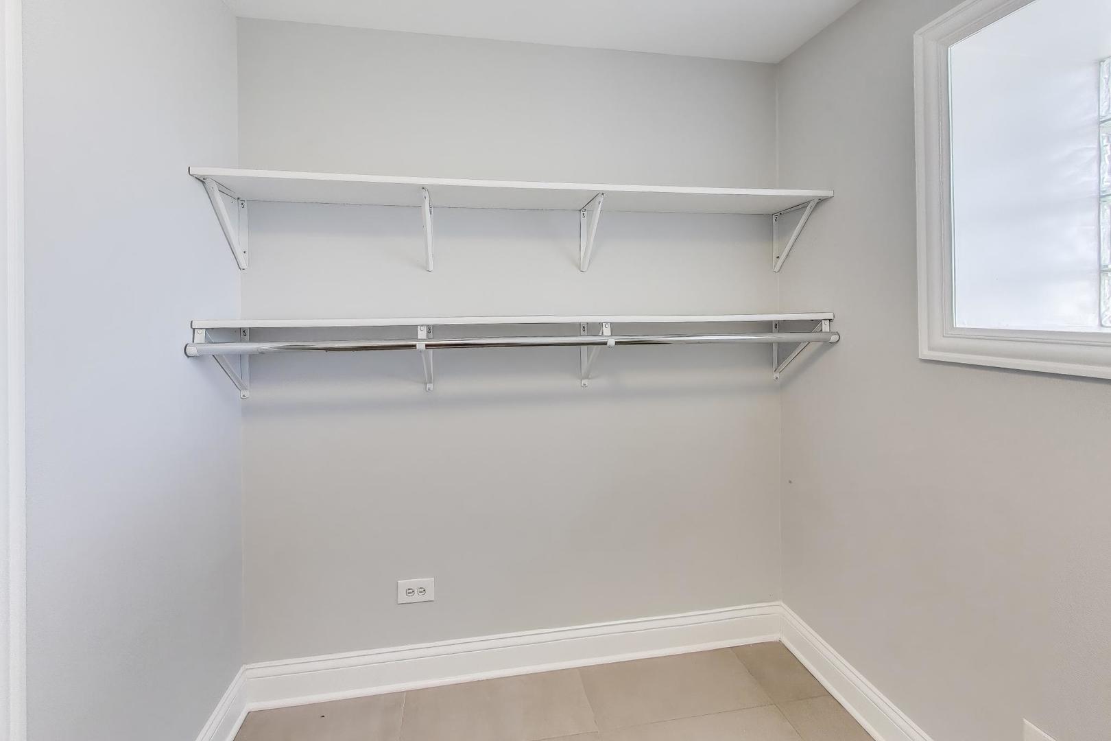 313 East 60th Street, Unit 1 Chicago, IL 60637 - Photo 43 of 49