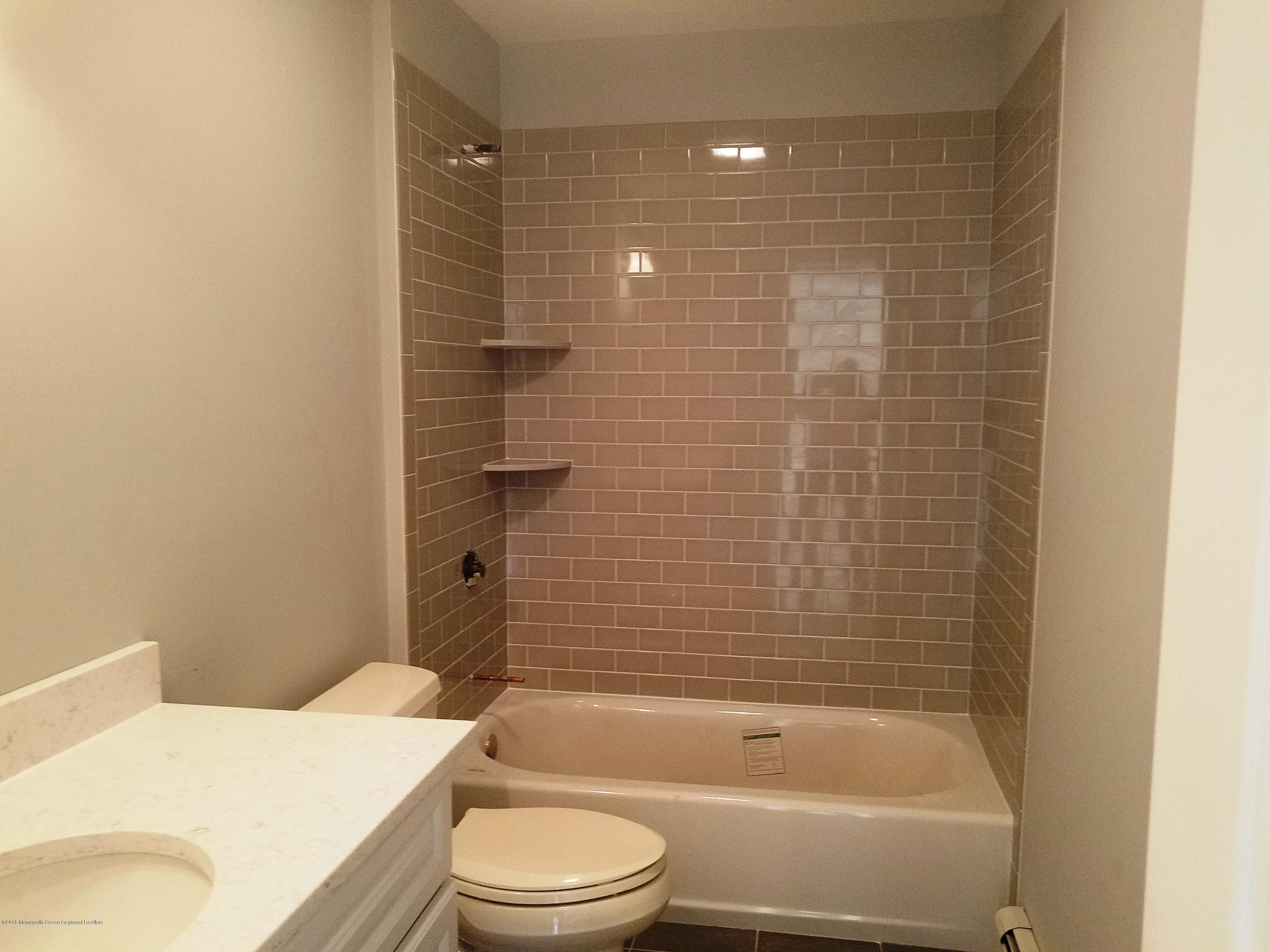 1460 Green Grove Road Brick, NJ 08724 - Photo 13 of 18 good bath