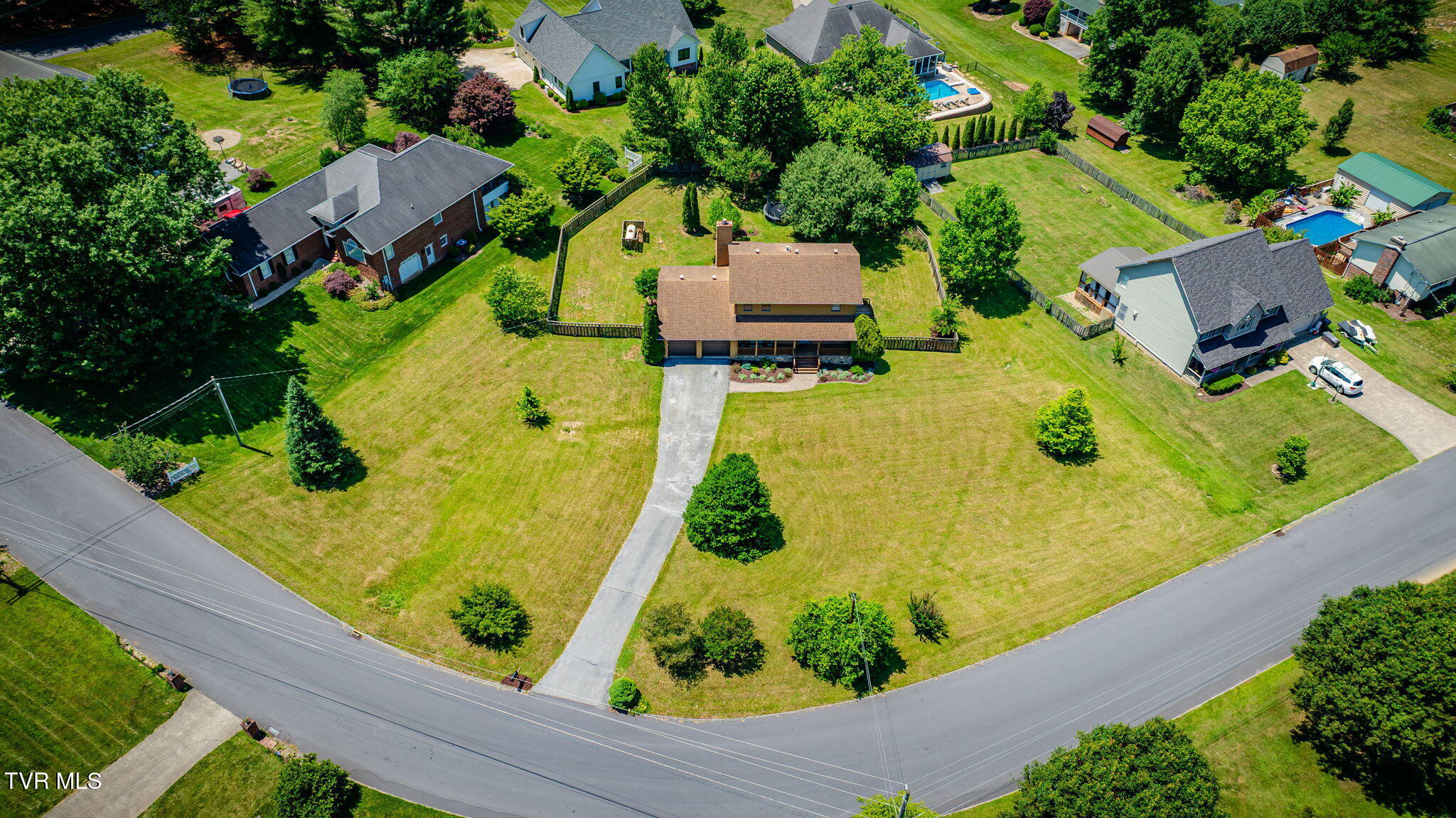 2015 Ridgefield Road Johnson City, TN 37601 - Photo 42 of 48 101