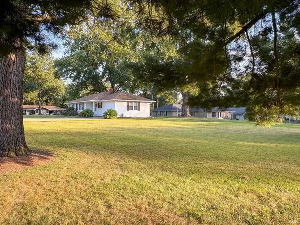 $219,900 | 2007 Jackson Drive, Vincennes, IN 47591