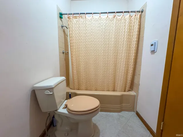 $240,000 | 2007 Jackson Drive, Vincennes, IN 47591