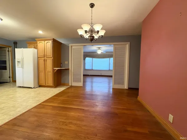 $219,900 | 2007 Jackson Drive, Vincennes, IN 47591