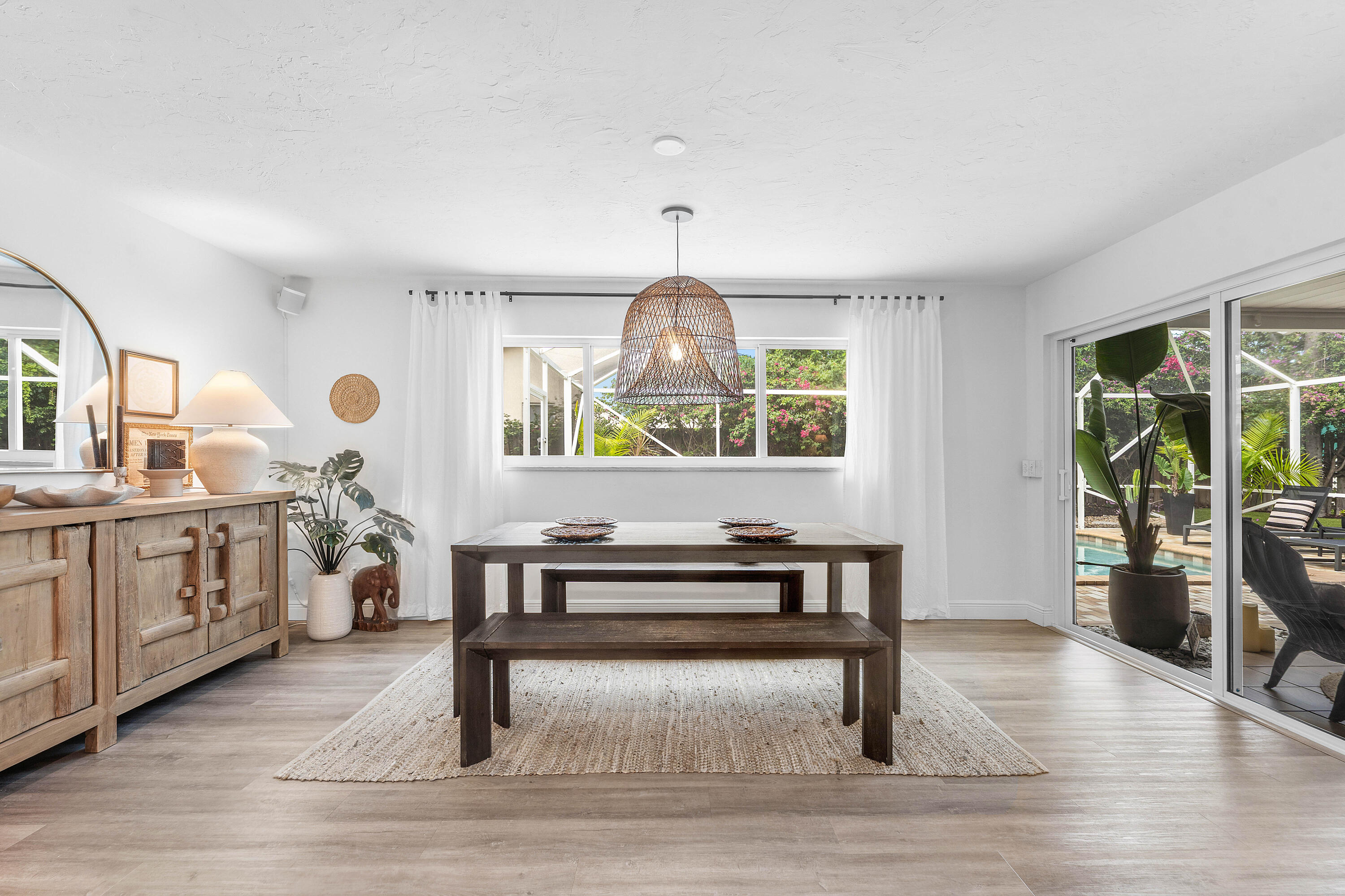 317 Daly Road Tequesta, FL 33469 - Photo 11 of 33 009-317DalyRoad-Jupiter-FL-33469-FULL