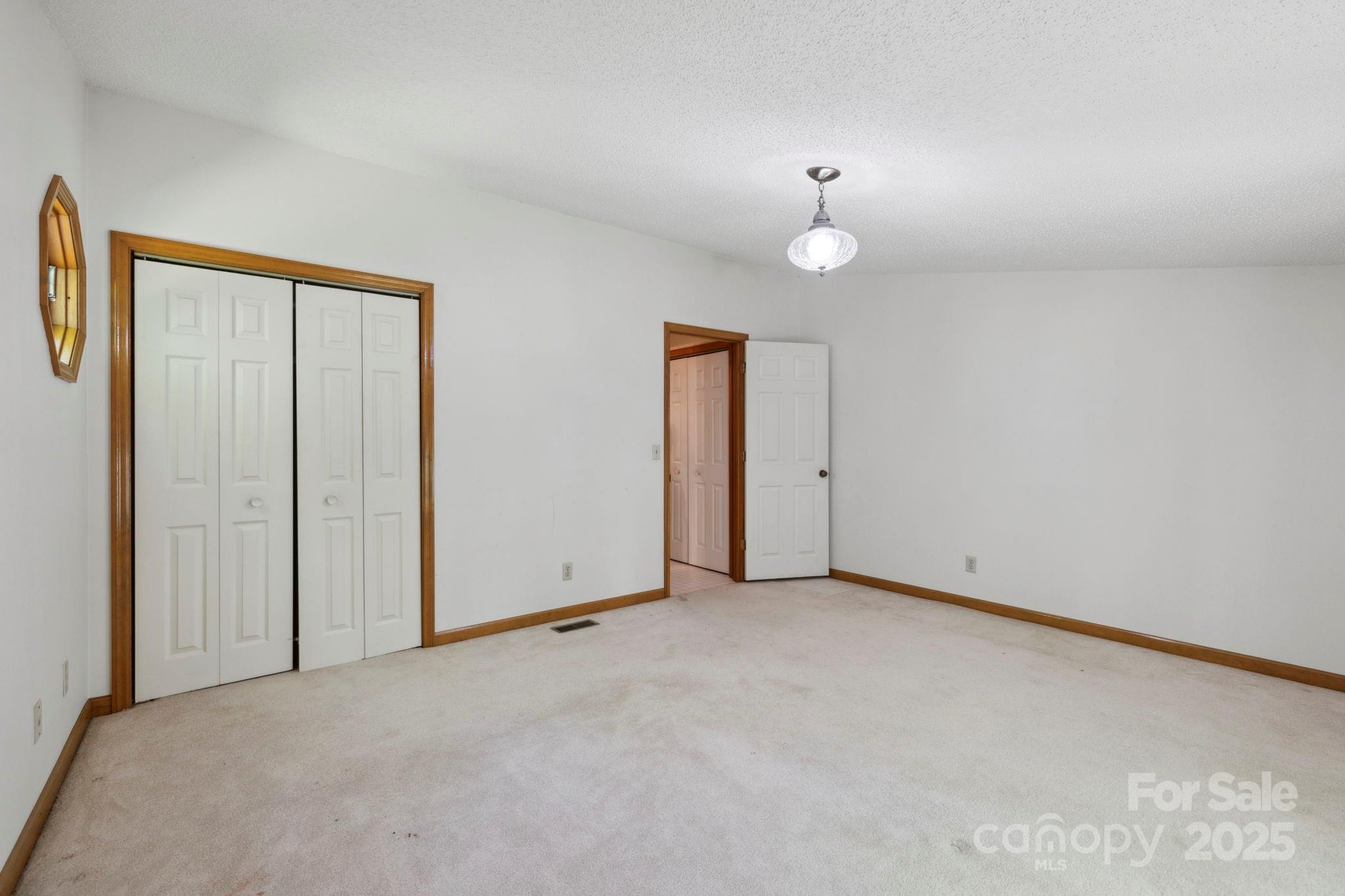 426 Pinners Cove Road Asheville, NC 28803 - Photo 15 of 27