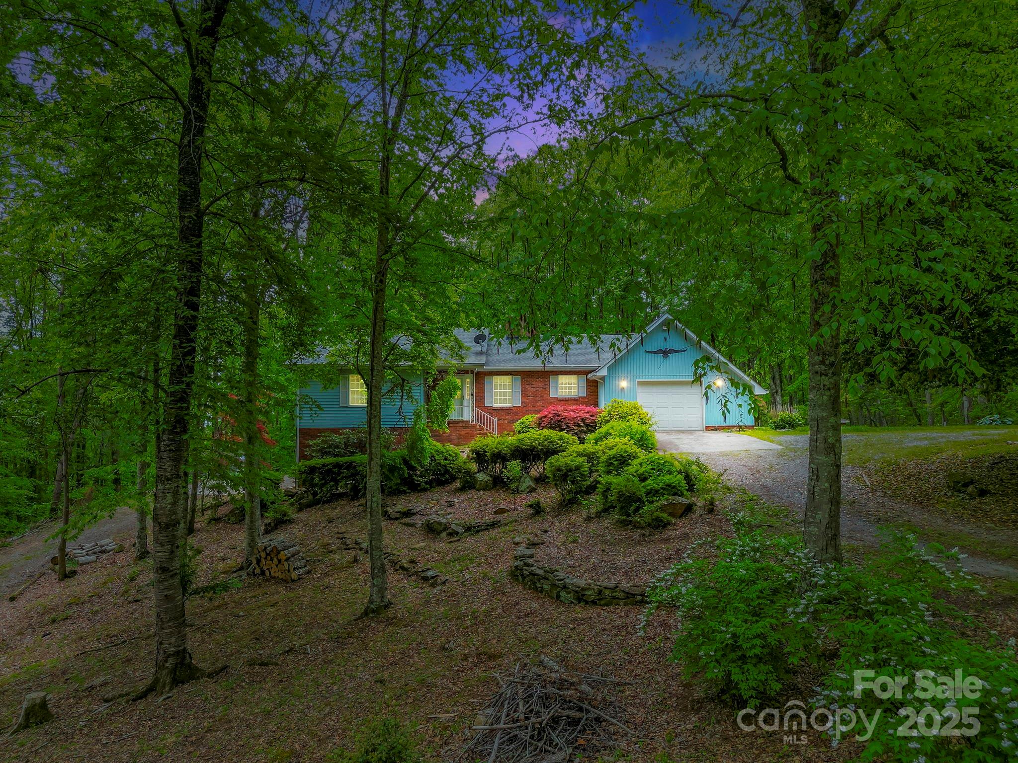 426 Pinners Cove Road Asheville, NC 28803 - Photo 2 of 27