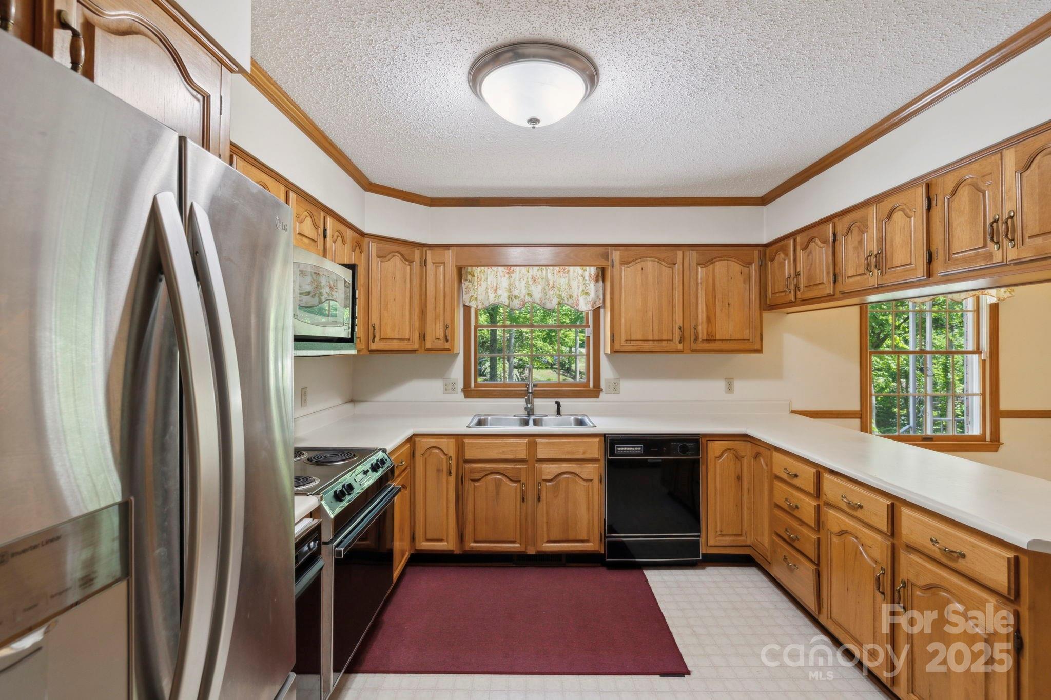 426 Pinners Cove Road Asheville, NC 28803 - Photo 5 of 27