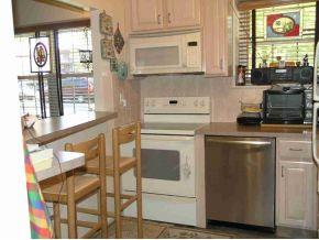 9999 Shore Road, Unit 20B Brooklyn, NY 11209 - Photo 3 of 9 Kitchen