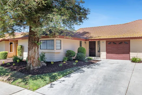 $337,000 | 909 Barnett Way, Madera, CA 93637