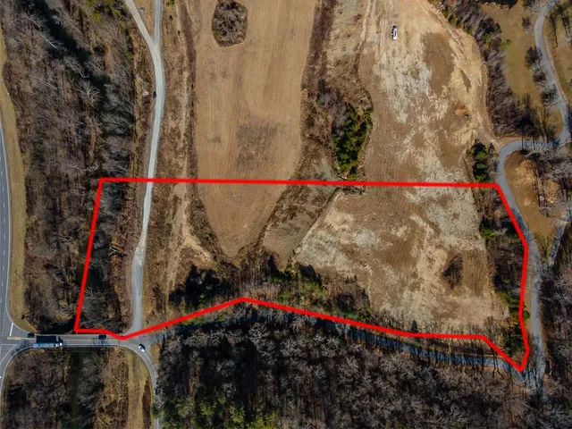 $1,400,000 | 1 Snap-On Drive, Murphy, NC 28906