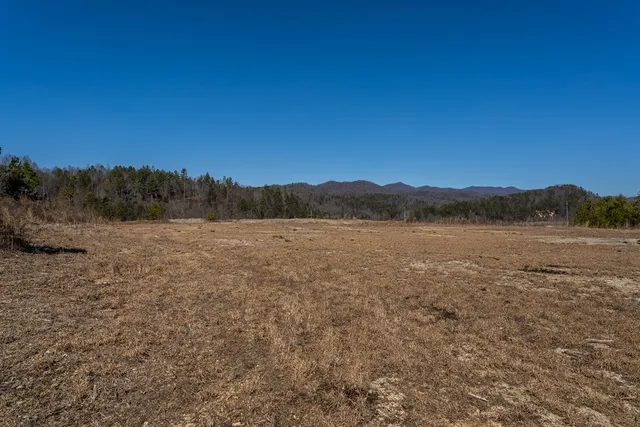 $1,400,000 | 1 Snap-On Drive, Murphy, NC 28906