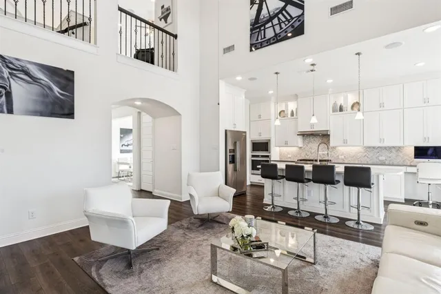 $835,000 | 11354 Gable Circle, Flower Mound, TX 76262