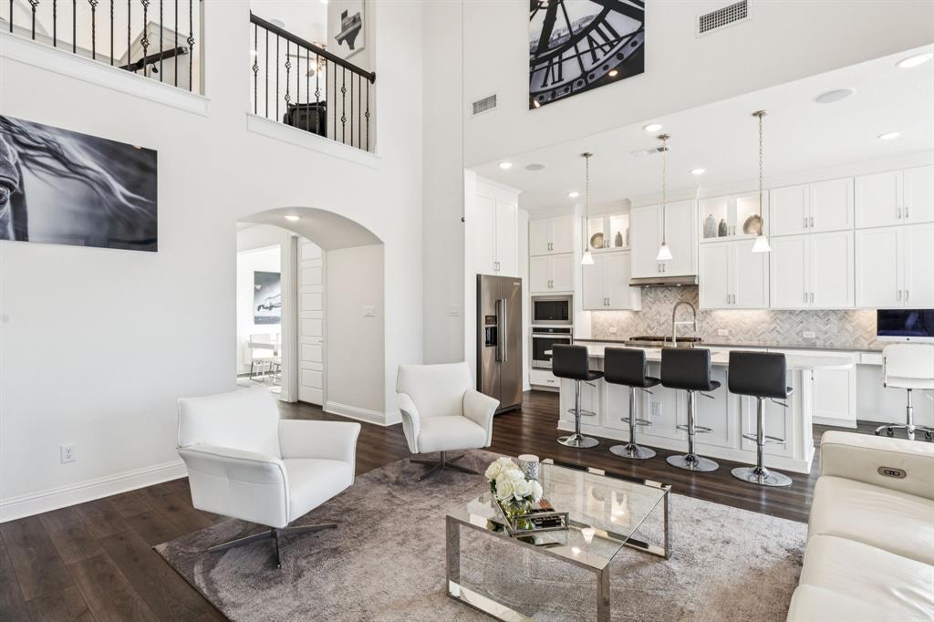 11354 Gable Circle Flower Mound, TX 76262 - Photo 6 of 33