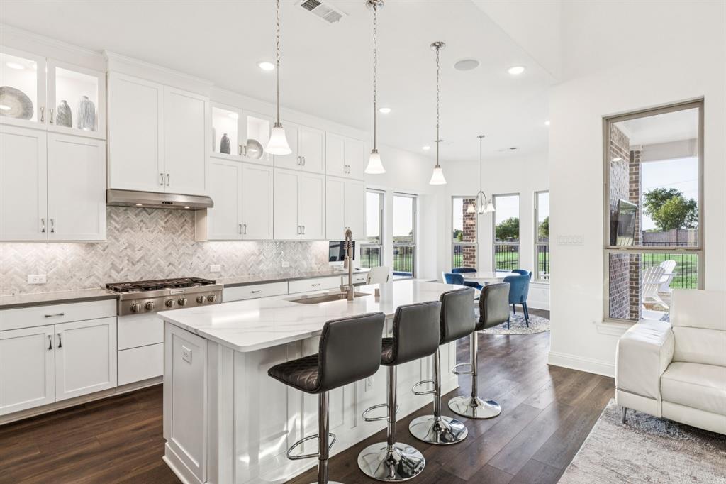 11354 Gable Circle Flower Mound, TX 76262 - Photo 9 of 33