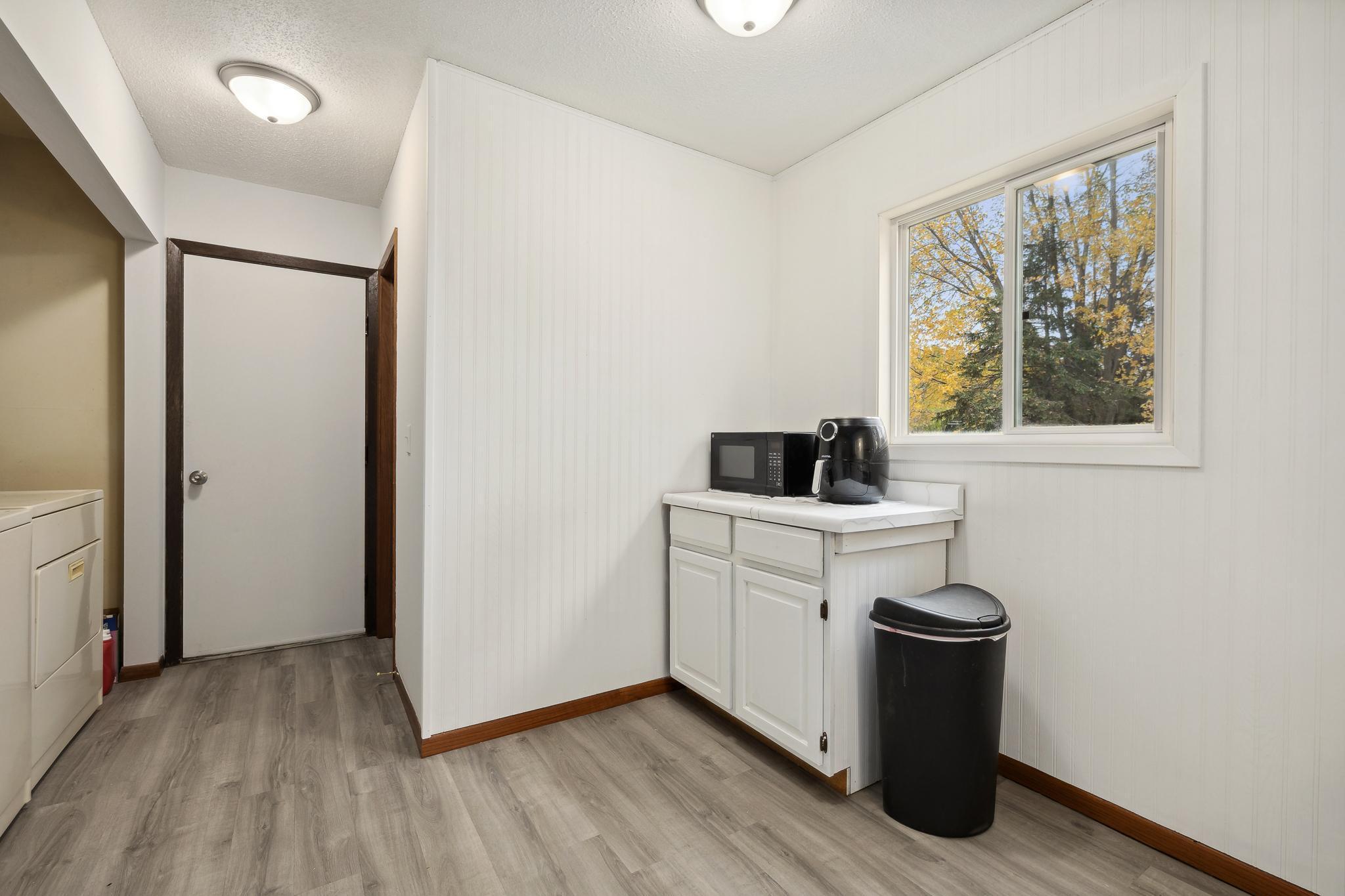 1375 Easter Lane Eagan, MN 55123 - Photo 14 of 30