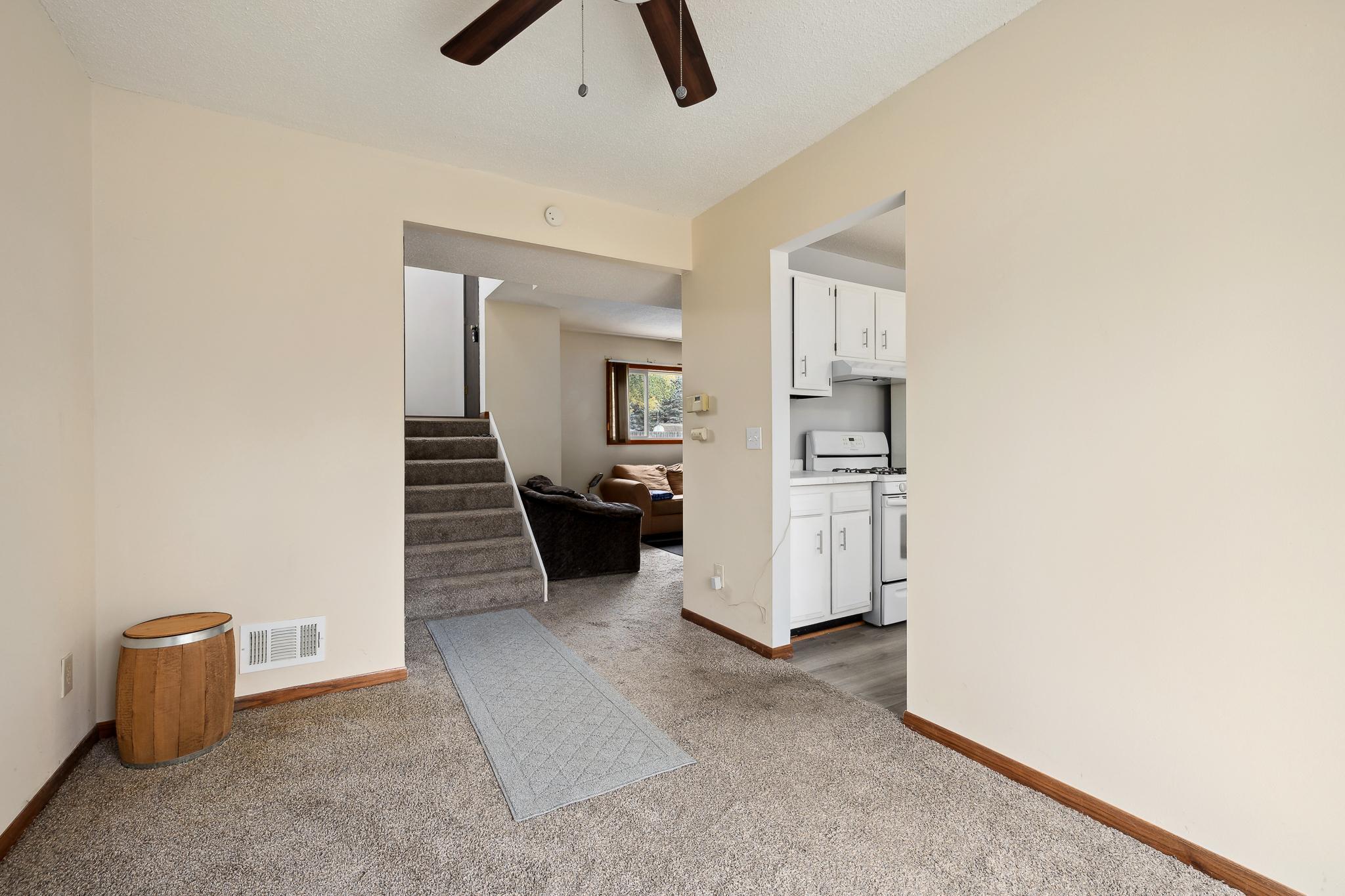 1375 Easter Lane Eagan, MN 55123 - Photo 15 of 30