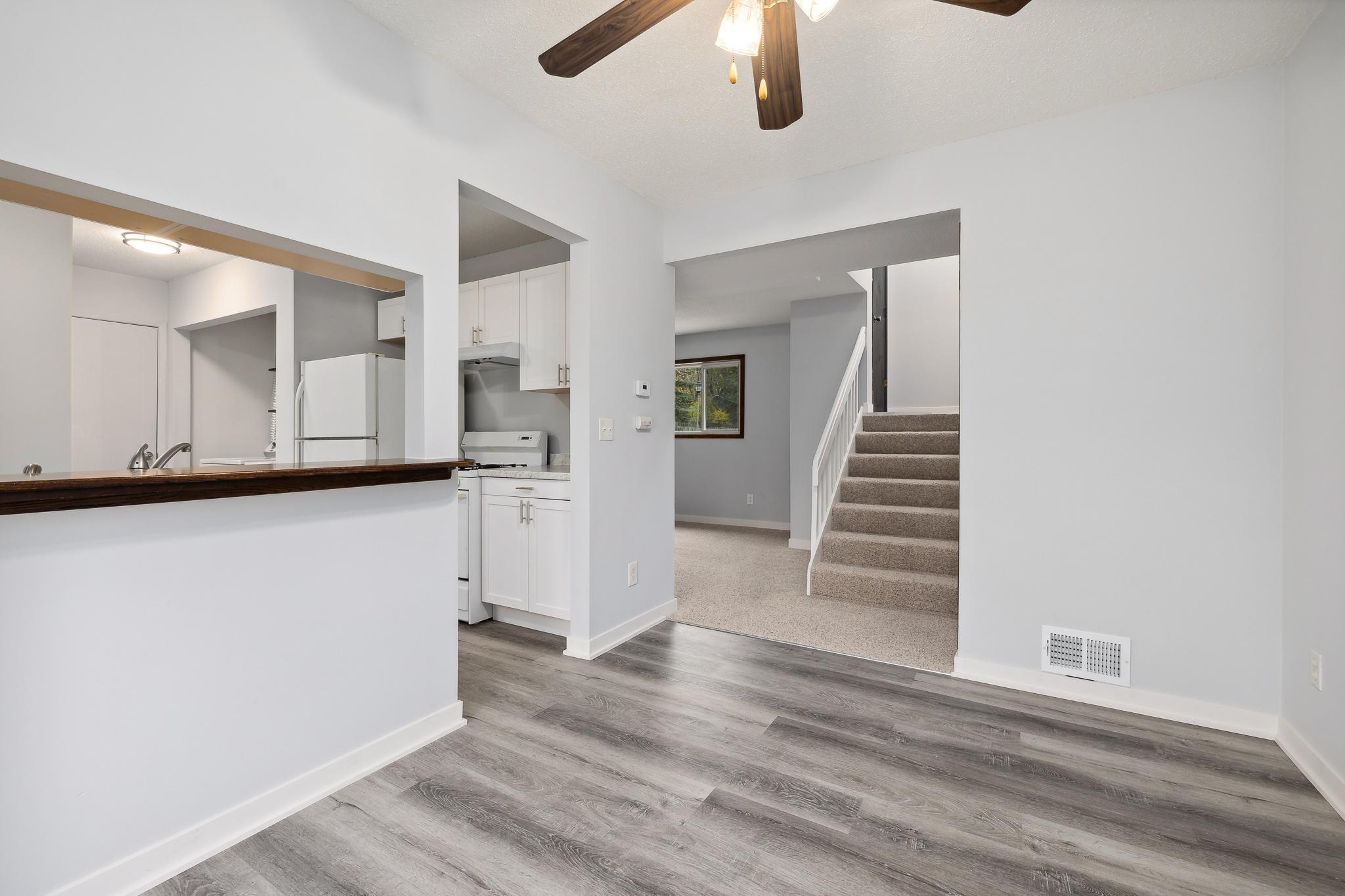 1375 Easter Lane Eagan, MN 55123 - Photo 4 of 30