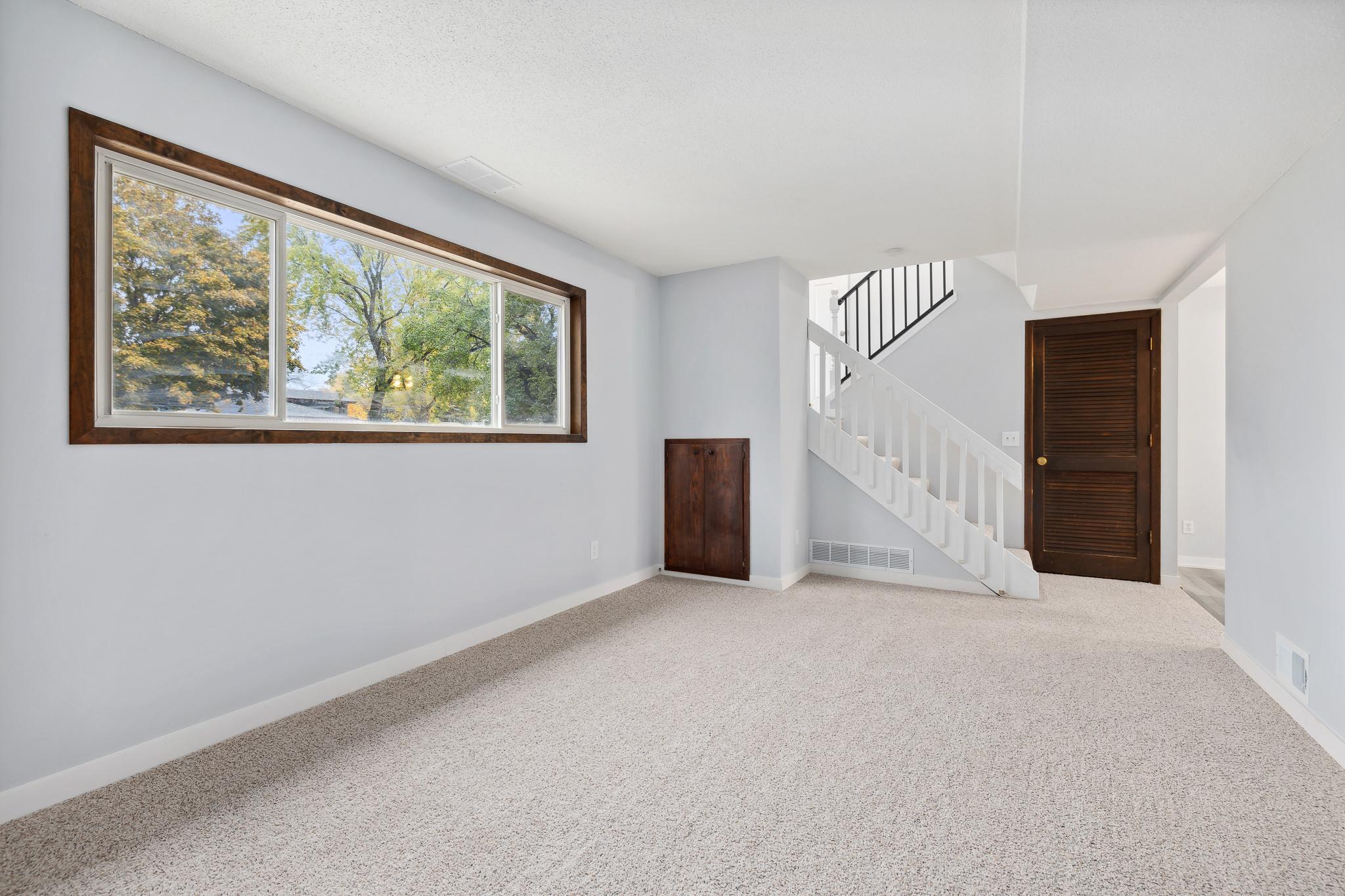 1375 Easter Lane Eagan, MN 55123 - Photo 8 of 30