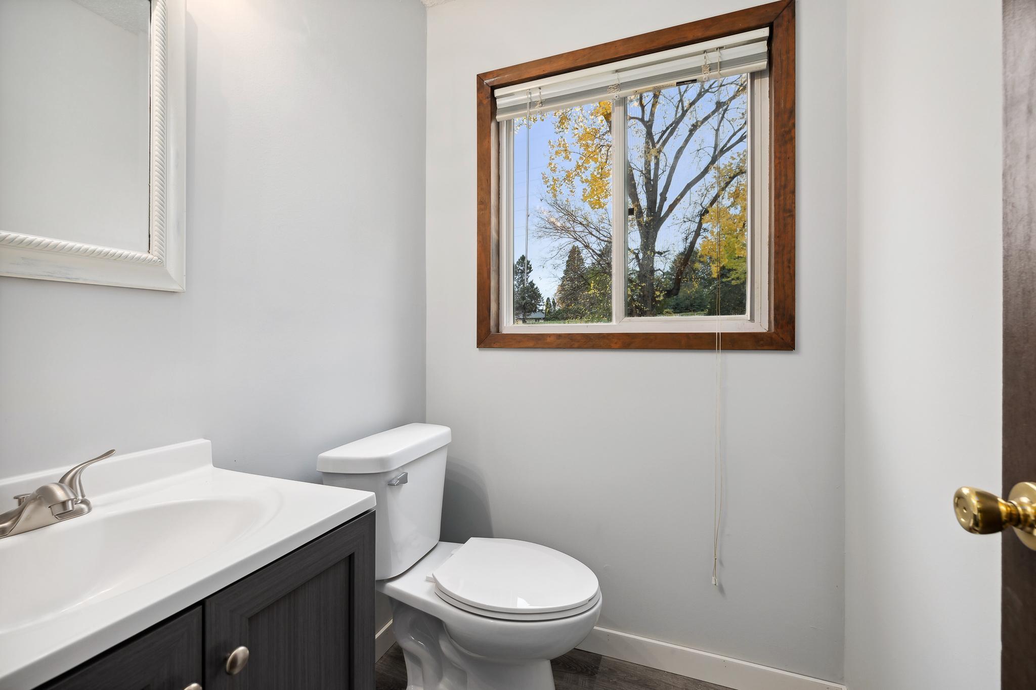 1375 Easter Lane Eagan, MN 55123 - Photo 9 of 30