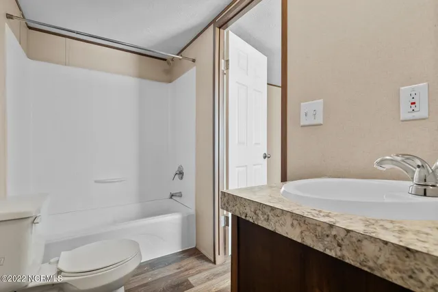 $900 | 207 Patrick Alan Lane, Jacksonville, NC 28540