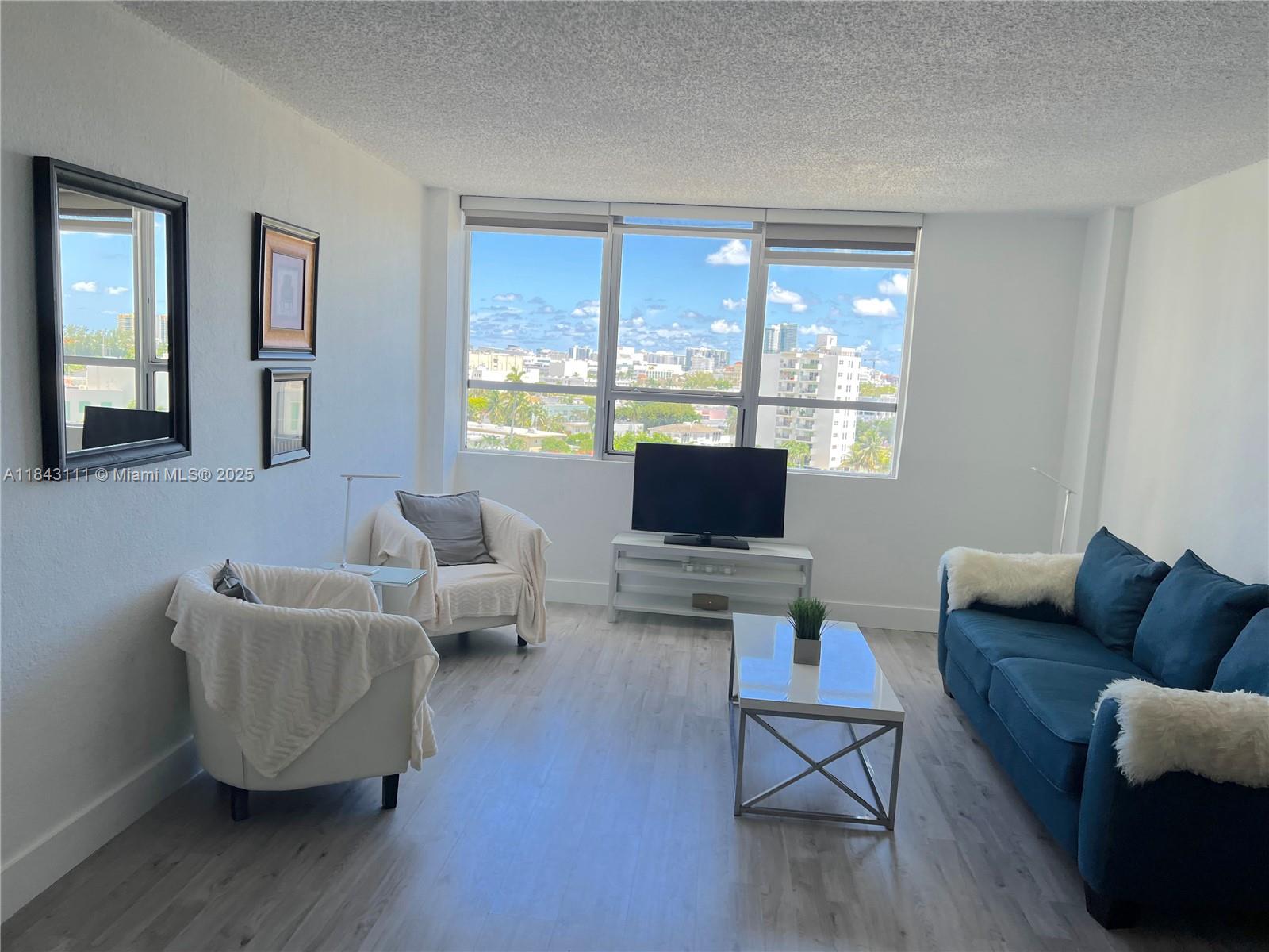 1500 Bay Road, Unit 808S Miami Beach, FL 33139 - Photo 13 of 33 Gallery Image 13